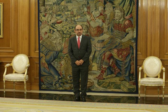 21 cosas que no sabías de Javier Lambán