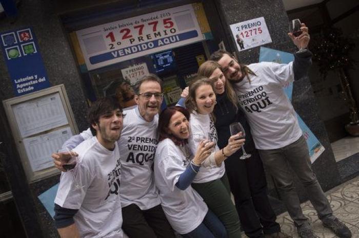 Se entera en directo en Canal Sur de que realmente no le ha tocado el Gordo