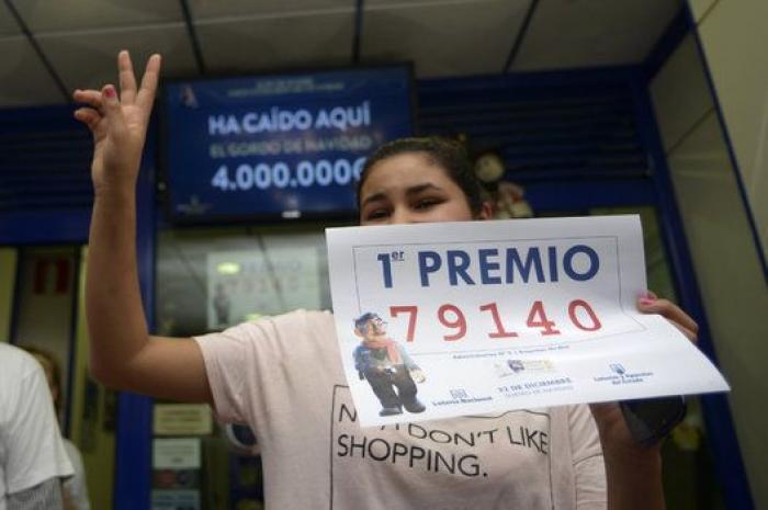 Se entera en directo en Canal Sur de que realmente no le ha tocado el Gordo