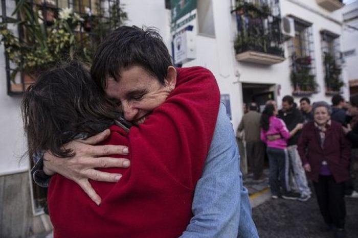 Se entera en directo en Canal Sur de que realmente no le ha tocado el Gordo