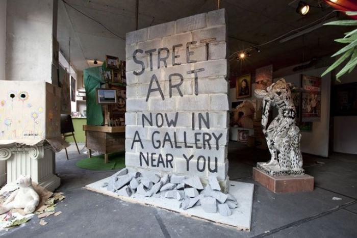 Sesión de humor con los dibujos de Ian Sevenson (FOTOS)