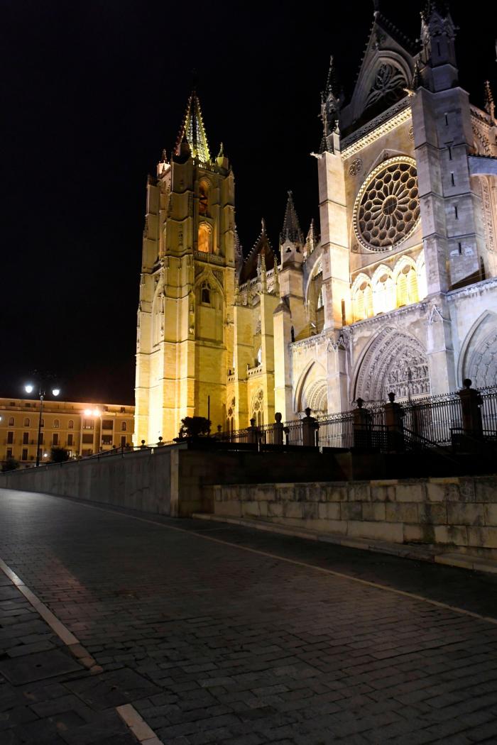 ¿Es necesario llevar un justificante para ir a cuidar a mayores o dependientes?