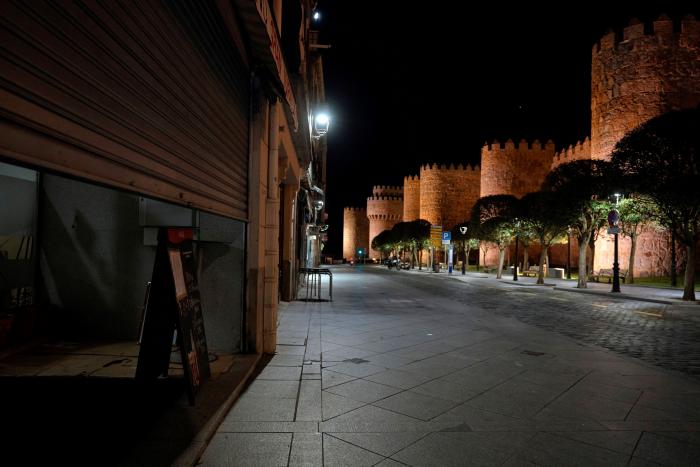 ¿Es necesario llevar un justificante para ir a cuidar a mayores o dependientes?