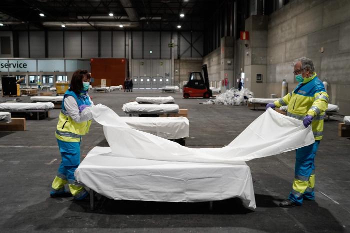 ¿Sirven las mascarillas caseras para protegerse del coronavirus?