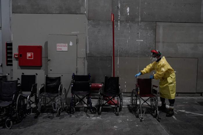 ¿Sirven las mascarillas caseras para protegerse del coronavirus?