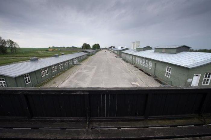 Los reyes honran en Viena a los republicanos víctimas del nazismo