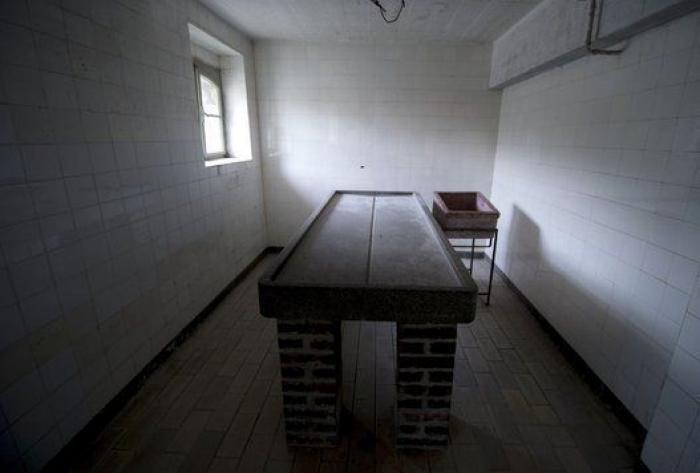 Los reyes honran en Viena a los republicanos víctimas del nazismo