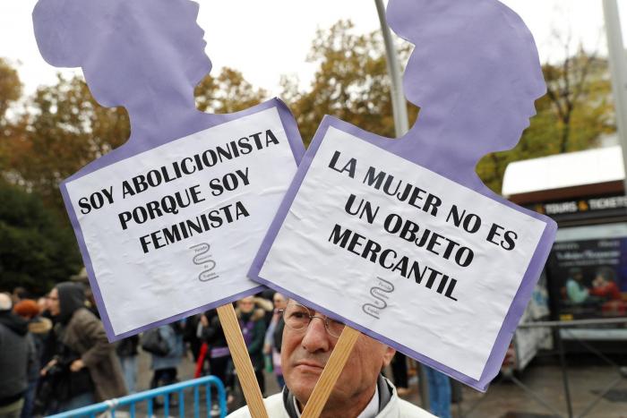 Vi a un hombre maltratando a su mujer y tuve que intervenir. Luego me di cuenta de mi error