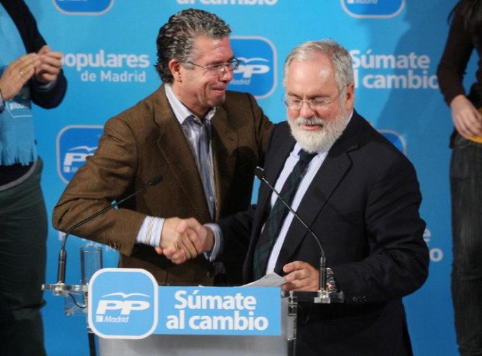 El juez cierra parte de Púnica pero sigue investigando a Aguirre por la financiación irregular del PP madrileño