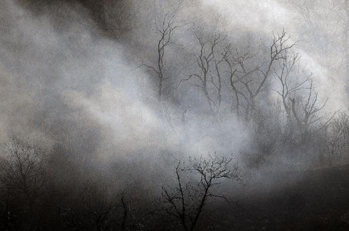 El impactante vídeo del descuido de un conductor en una gasolinera