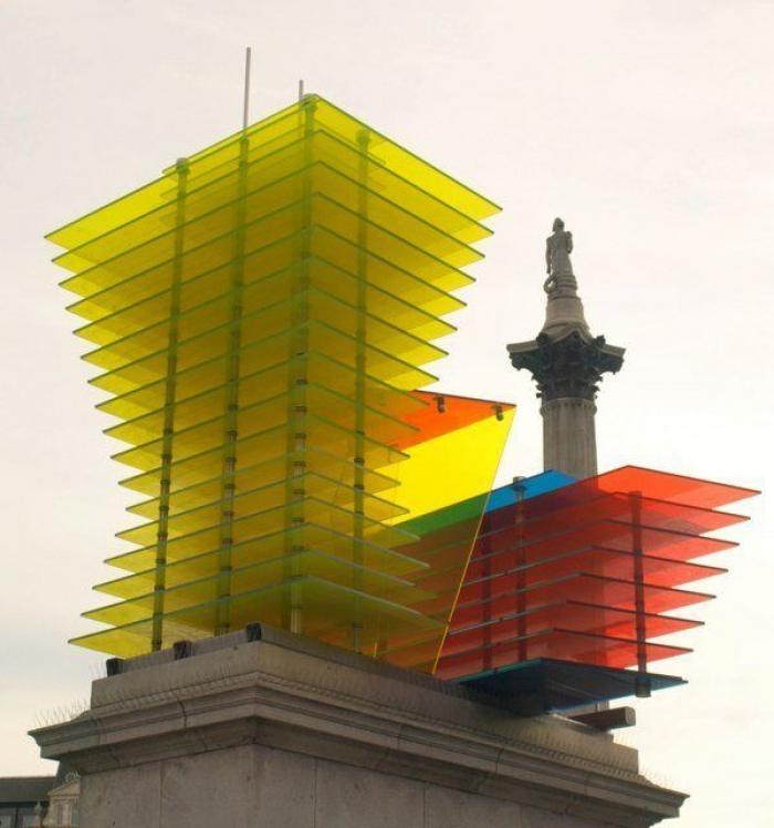 Cosas que se hacen en Londres con el cuarto pedestal de Trafalgar Square (FOTOS)