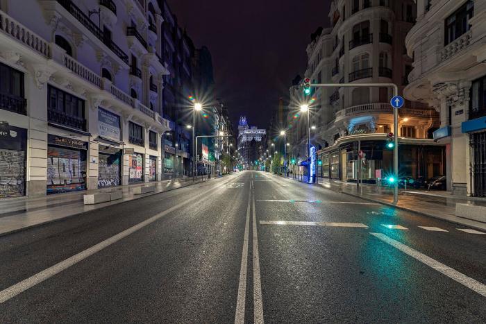 Madrid elimina el toque de queda y amplía una hora el cierre de la hostelería tras el fin del estado de alarma