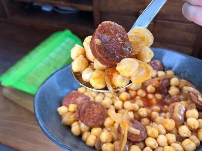 El sencillísimo truco para calentar a la vez dos boles en el microondas