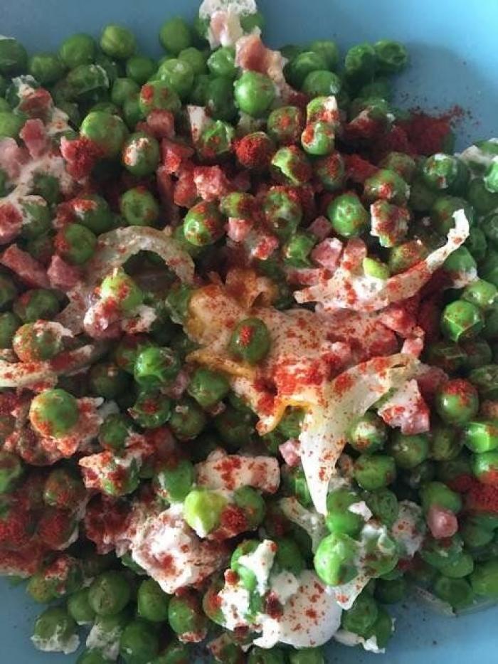 El sencillísimo truco para calentar a la vez dos boles en el microondas