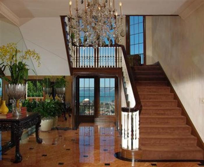 Marissa Mayer, la jefa de Yahoo!, compra la casa más cara de San Francisco junto a su marido Zach Bogue