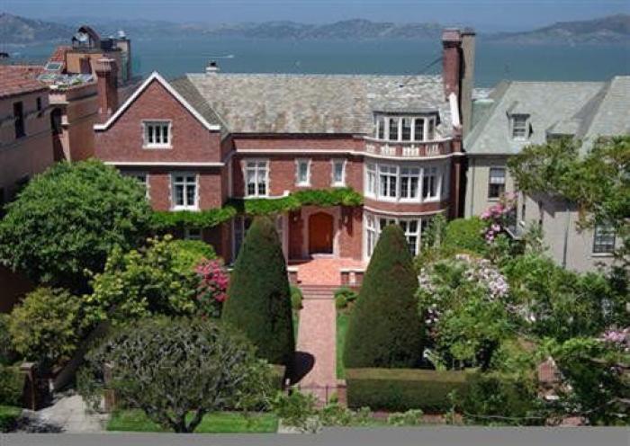 Marissa Mayer, la jefa de Yahoo!, compra la casa más cara de San Francisco junto a su marido Zach Bogue
