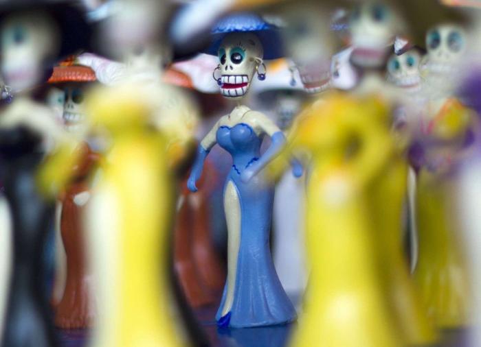 Muere una pareja tras caer al vacío desde un puente mientras se besaban