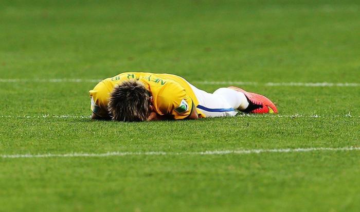 Protesta porque se acababa de comprar la camiseta de Neymar por 150 euros y Twitter estalla