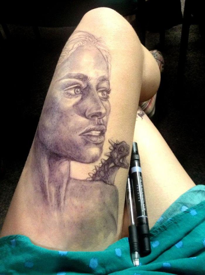 Leg Art: cuando hacerse dibujos con boli en la pierna se va de las manos (FOTOS)