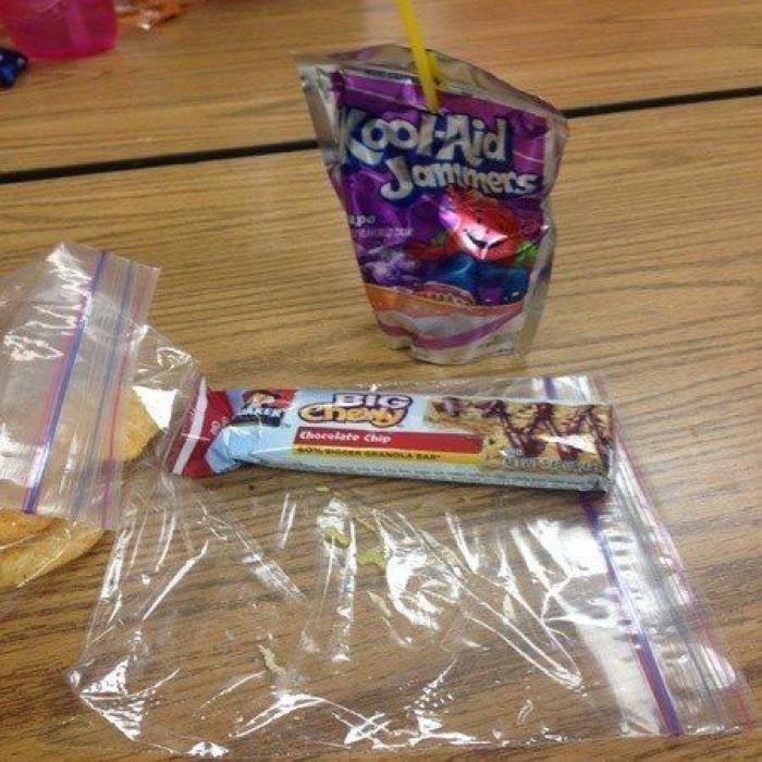 Indignación en Facebook con el menú de una residencia de mayores de Cáceres