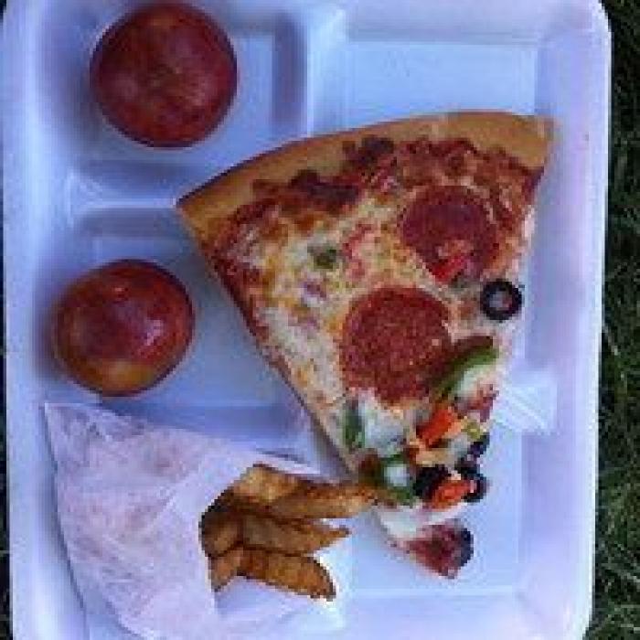 Indignación en Facebook con el menú de una residencia de mayores de Cáceres