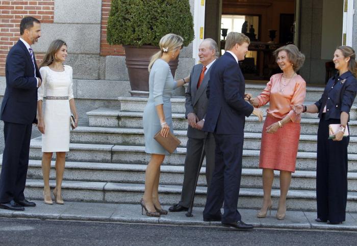 Salud del rey: Zarzuela descarta la abdicación y anuncia que volverá a ser operado de la cadera