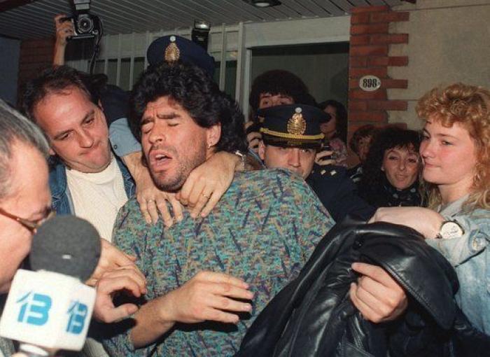 Maradona y Verón discuten en el Partido por la Paz del papa Francisco