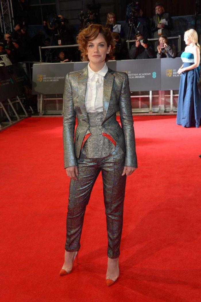 Angelina Jolie y Brad Pitt en los Bafta: pareja de smoking (FOTOS)