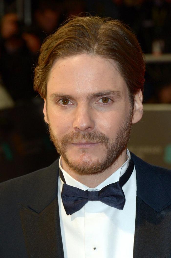 Angelina Jolie y Brad Pitt en los Bafta: pareja de smoking (FOTOS)