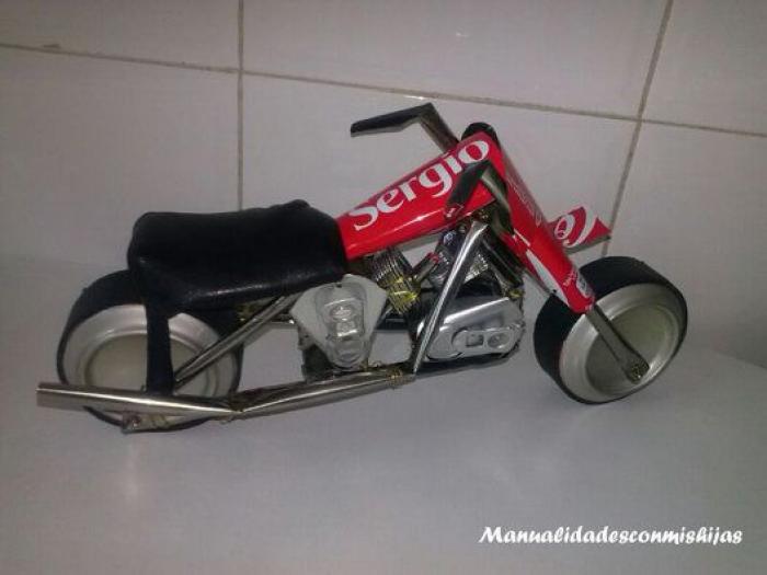 Cómo convertir un calcetín en un conejo de juguete