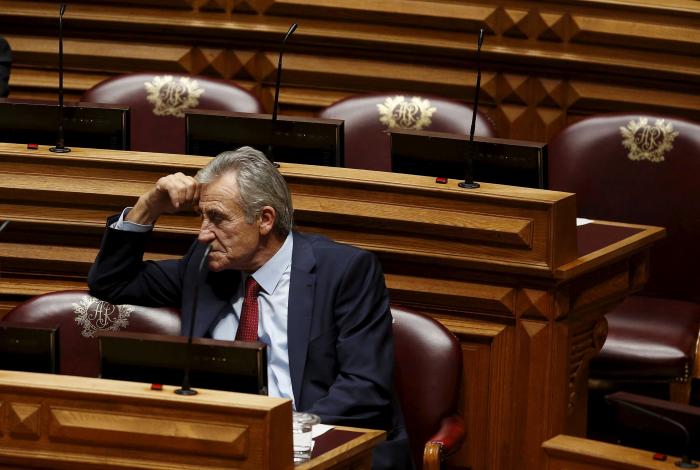 Adiós a la "geringonça" en Portugal: los socialistas gobernarán en solitario