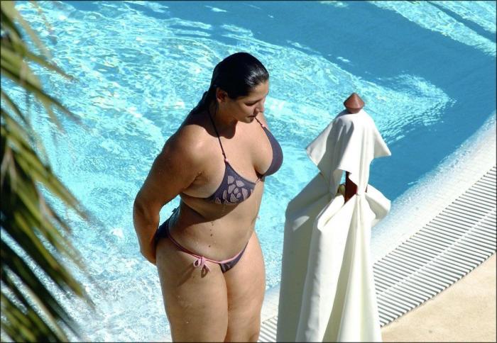 "¿Estamos en directo?": la confusión de Rosa López en pleno 'Mediafest Night Fever'