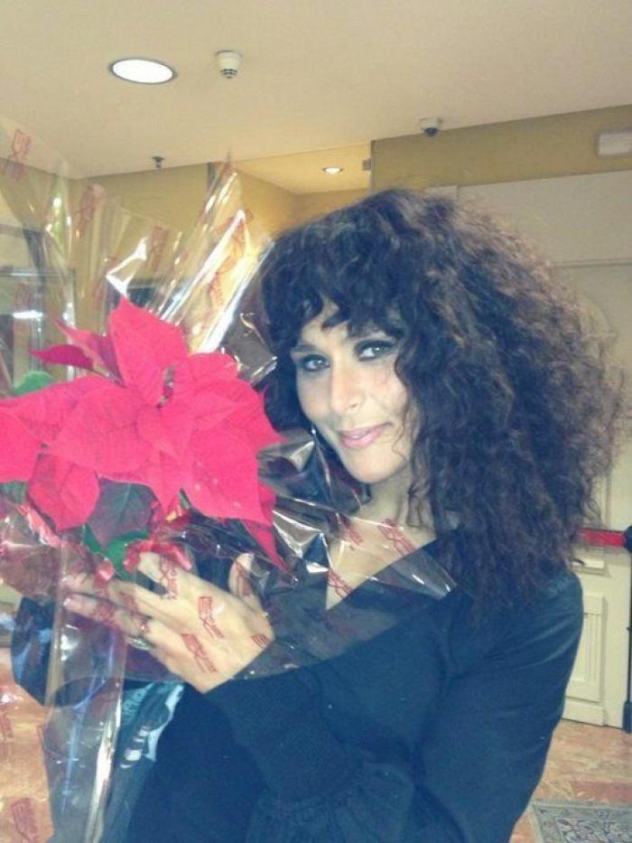 "¿Estamos en directo?": la confusión de Rosa López en pleno 'Mediafest Night Fever'