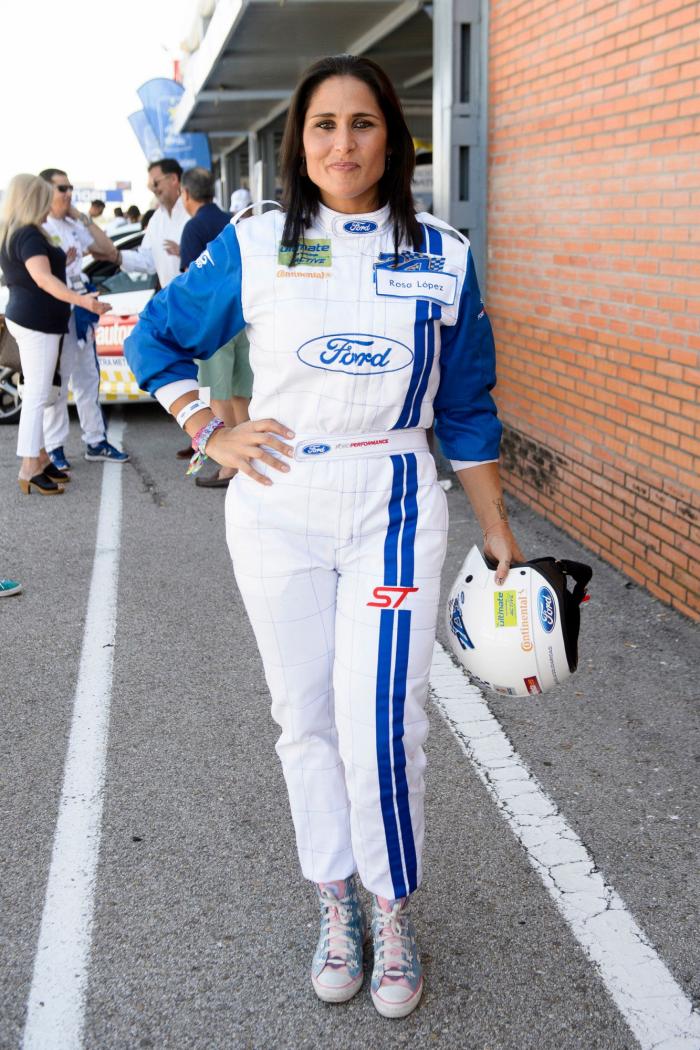 "¿Estamos en directo?": la confusión de Rosa López en pleno 'Mediafest Night Fever'