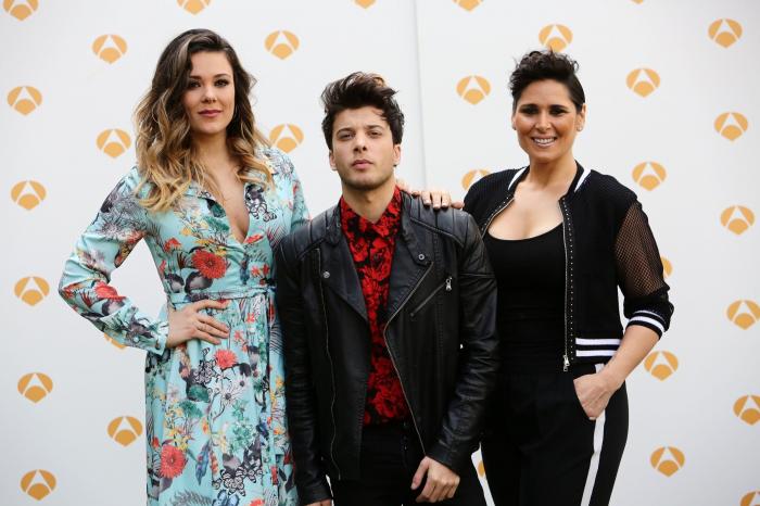 "¿Estamos en directo?": la confusión de Rosa López en pleno 'Mediafest Night Fever'