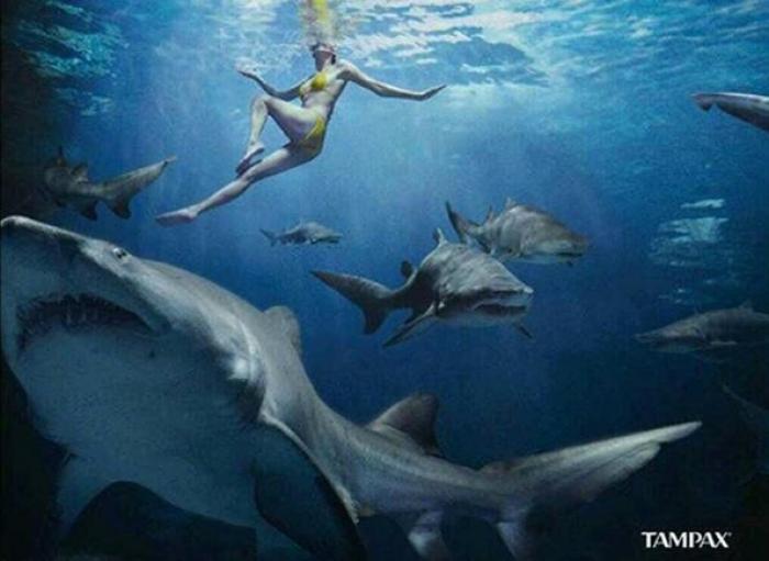 Ikea parodia a Apple en el anuncio de su nuevo catálogo (VÍDEO)