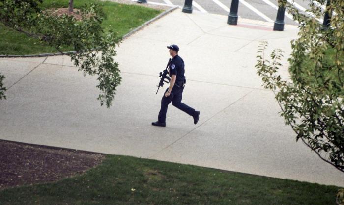 Trump endurece su calificación sobre la investigación del asalto al Capitolio: "Fraude total"