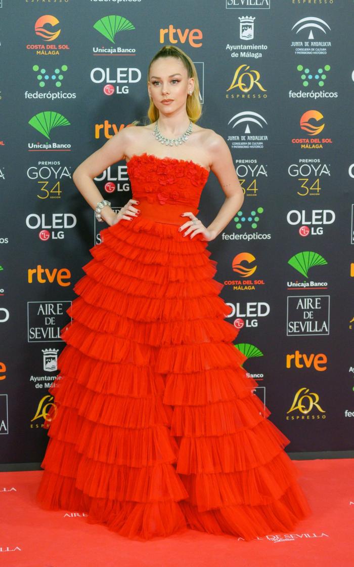 Quién es Alejandro Speitzer, actor mexicano y novio de Ester Expósito