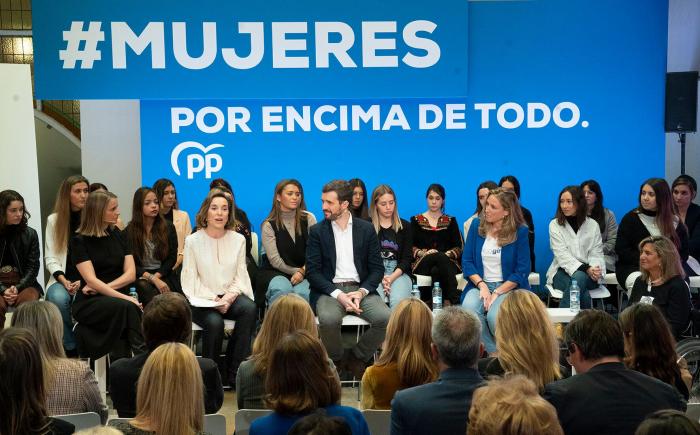 El duro artículo de 'The Guardian' sobre algunos políticos españoles: "Usan el virus como garrote"