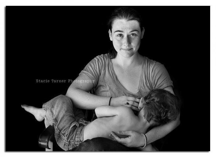 Esta mujer se sacó leche para su bebé en pleno triatlón