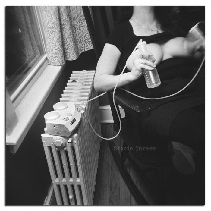 Esta mujer se sacó leche para su bebé en pleno triatlón