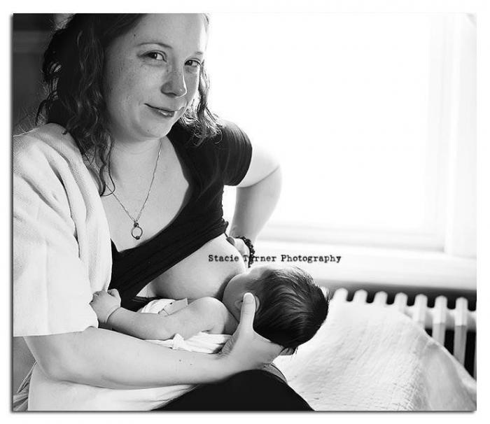 Esta mujer se sacó leche para su bebé en pleno triatlón