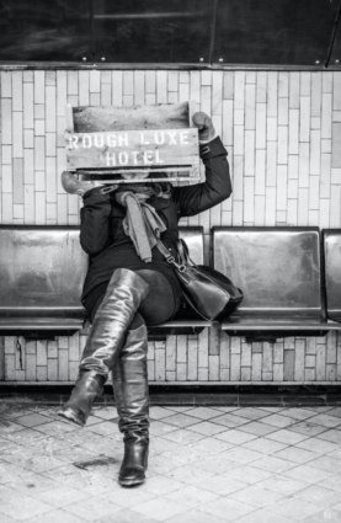 Ella odia las cámaras, pero su novio fotógrafo sabe sacar su mejor lado