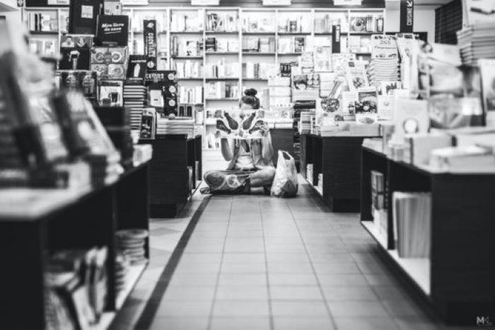 Ella odia las cámaras, pero su novio fotógrafo sabe sacar su mejor lado