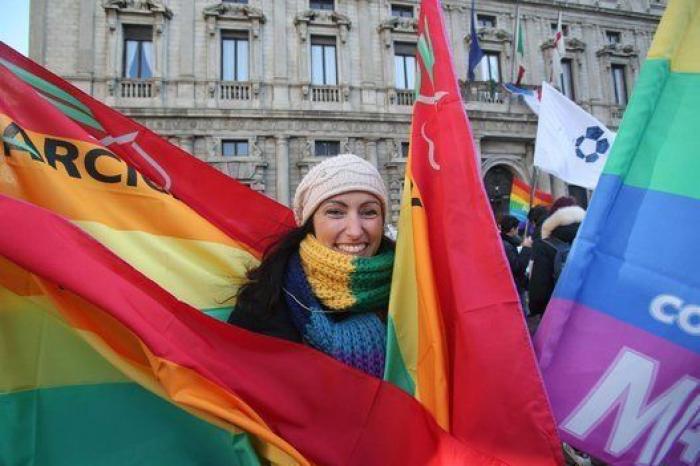Italia se moviliza para reclamar el reconocimiento de uniones homosexuales