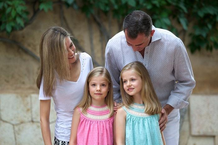 El acierto de la Familia Real durante el minuto de silencio por las víctimas del coronavirus