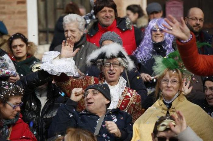 Máscaras, zombies y góndolas: arranca el Carnaval de Venecia 2016