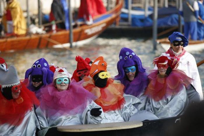 Máscaras, zombies y góndolas: arranca el Carnaval de Venecia 2016
