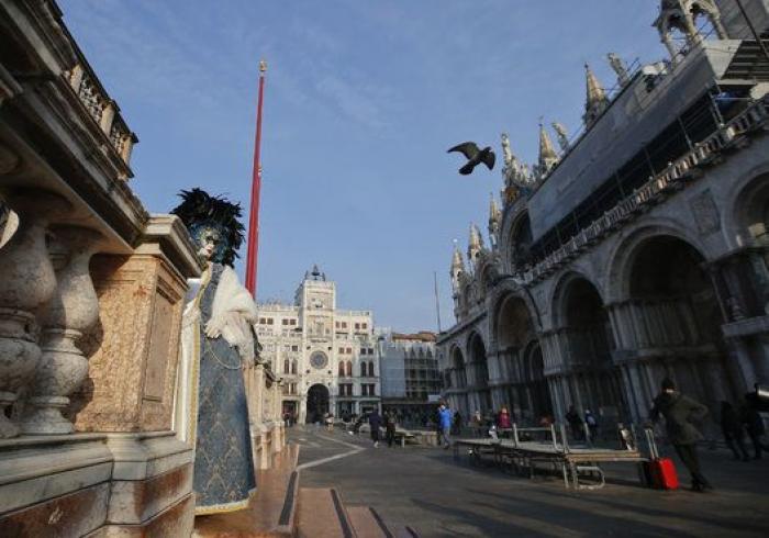 Máscaras, zombies y góndolas: arranca el Carnaval de Venecia 2016