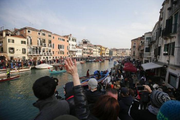 Máscaras, zombies y góndolas: arranca el Carnaval de Venecia 2016